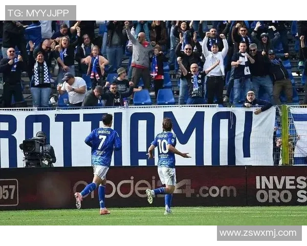 欧冠激战本菲卡与马竞战成平局争议判罚引发全场热议